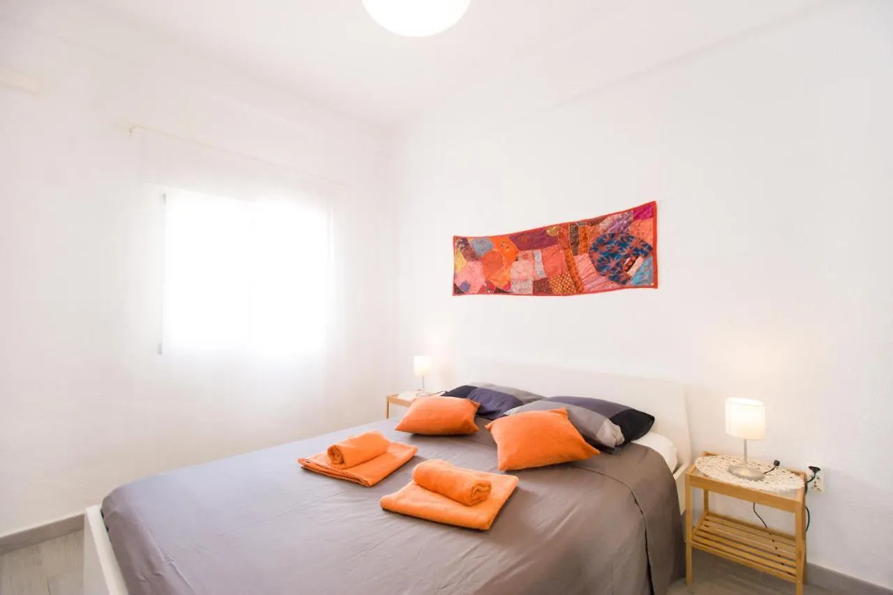 Bollywood Style Apartment 4Th Floor By Stairs Málaga Spanje
