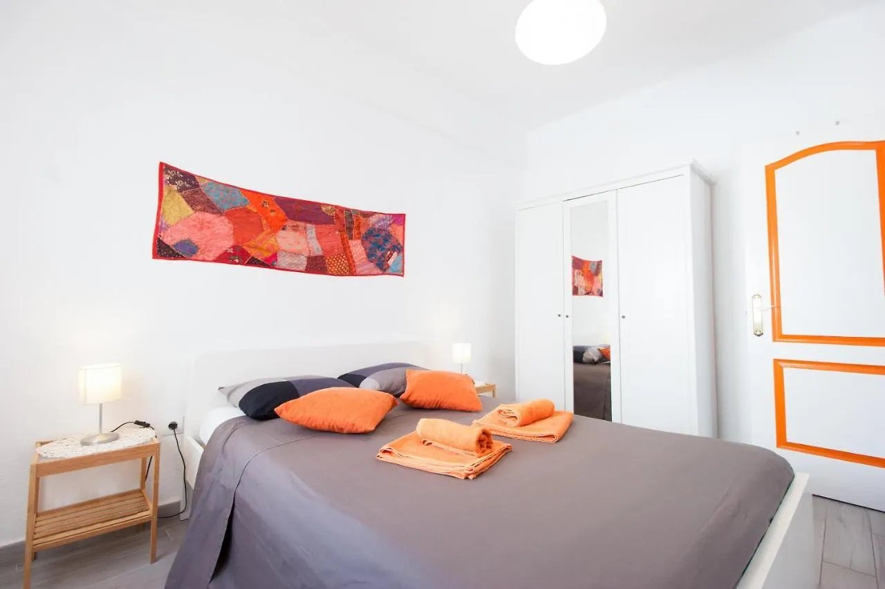 Bollywood Style Apartment 4Th Floor By Stairs Málaga 0*,  İspanya